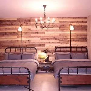 Act No.1 201 Apartment